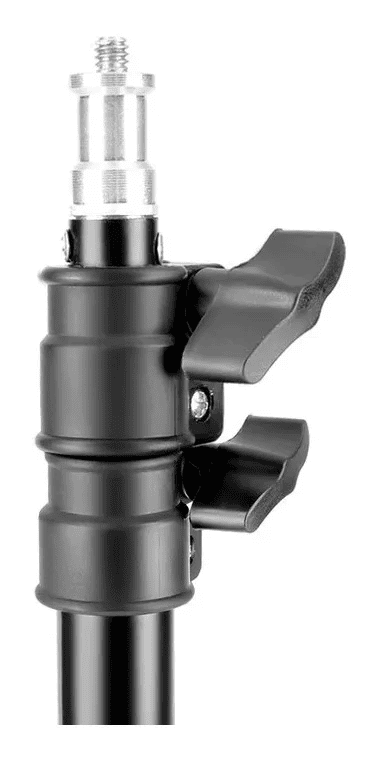 Soporte ajustable para trípode y accesorios de fotografía.