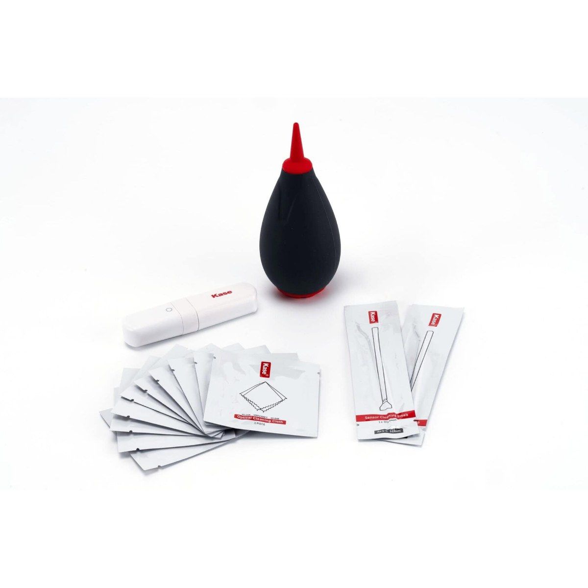 Kit de limpieza para lentes y cámaras con líquido y toallitas.